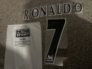 Manchester United Shirt NameSet RONALDO 7 2003-2004-2005-2006-2007 Official for sale on Ebay