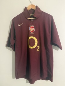 Original Arsenal Away Shirt Size M for sale on Ebay