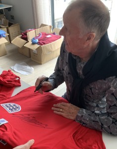 1966 England Shirt Signed SIR GEOFF HURST & Inscribed 4-2  COA  Bid Fr Just £66 for sale on Ebay