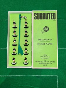 Subbuteo Heavyweight Team -  Vintage 1970's Dundee Ref 44 in original box for sale on Ebay