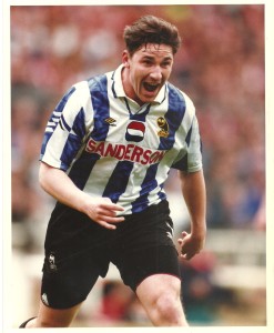 David Hurst - SHEFFIELD WEDNESDAY - 10 x 8 Original Press Photograph for sale on Ebay