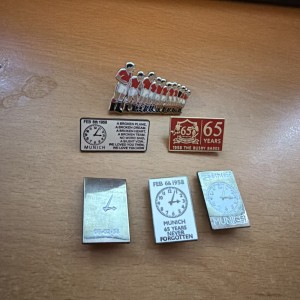 7 MANCHESTER UNITED MUNICH RELATED BADGES 6th February 1958 SIR MATT BUSBY BABES for sale on Ebay