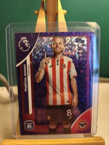 Topps Premier League 2025/2026 Mathias Jensen Brentford Sparkle Numbered 87/199 for sale on Ebay