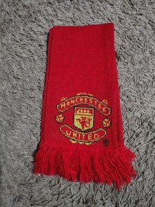 OFFICIAL Executive Manchester United MUFC Red CRESTED full colour badge Scarf for sale on Ebay