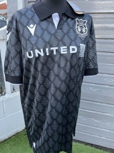 Wrexham FC 24/25 Third Black Football Shirt Size Xxl.  for sale on Ebay