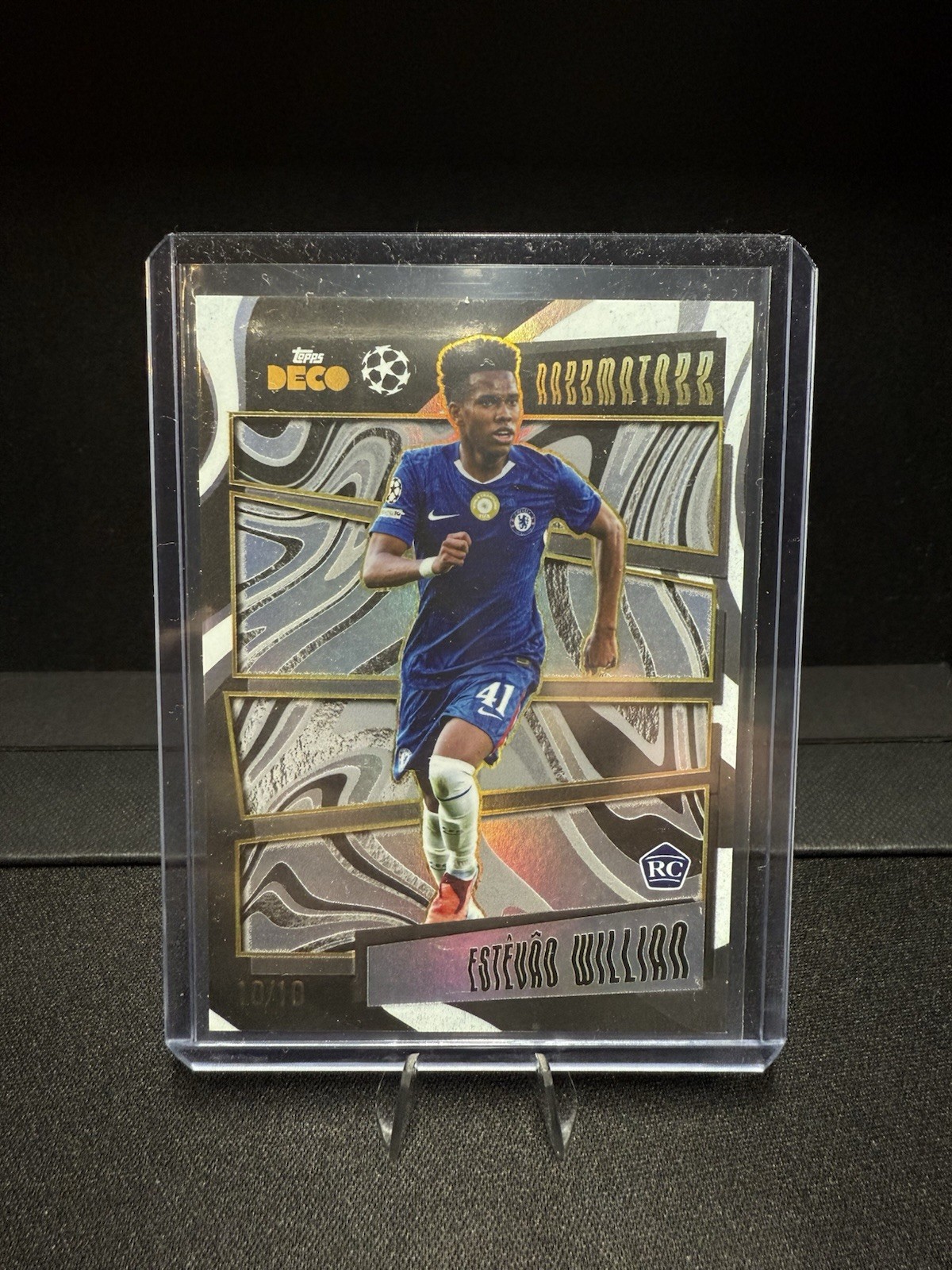 Topps Deco 2025-2026: Estevao Willian Chelsea Rookie Razzmatazz 10/10 (Bookend) for sale on Ebay