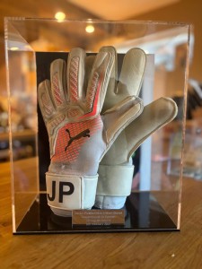 Jordan Pickford matchworn goalkeeper gloves, Everton, England for sale on Ebay