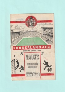 1952-1953 LEAGUE DIVISION 1 : SUNDERLAND v LIVERPOOL ON 25TH OCTOBER 1952 for sale on Ebay