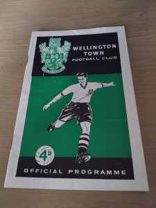 Wellington Town V Headington Utd 1958/59 Southern League Programme - Oxford Utd for sale on Ebay