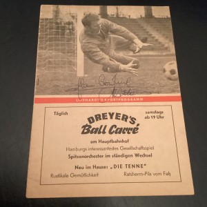 Hamburg V Manchester United 1968/69 Friendly With 4 Autographs for sale on Ebay