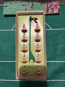 Subbuteo HW Heavyweight Ref 194 Crystal Palace Team Boxed Set for sale on Ebay