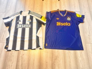Newcastle United Football Shirt Size XXL for sale on Ebay
