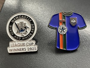 2nr NEWCASTLE UNITED - BADGES (11) for sale on Ebay