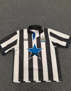 Vintage Newcastle United 1993 / 95 Home Shirt ASICS XL Original Rare for sale on Ebay