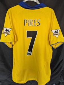Arsenal Football Shirt, 2003/2004 Away, Pires,7, SIZE MEDIUM 40/42