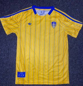 Adidas Originals Leeds United FC Icon shirt .Uk Medium Men’s.No Marks Or Stains. for sale on Ebay