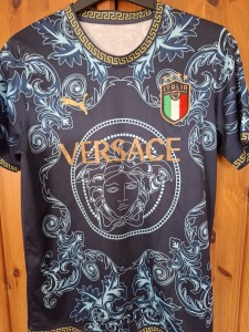 Italy Training Shirt,Size Medium for sale on Ebay
