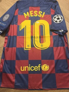 LIONEL MESSI SIGNED BECKETT BARCELONA SHIRT WITH COA for sale on Ebay