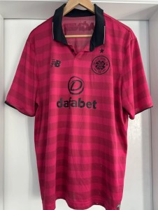 Glasgow Celtic Third Shirt 2016-17 - New Balance XL - Fair Condition for sale on Ebay