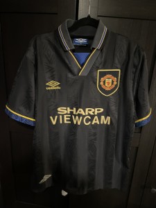 Original Authentic Umbro Manchester United 1993/1994 Away Shirt Mens Medium HOLE for sale on Ebay