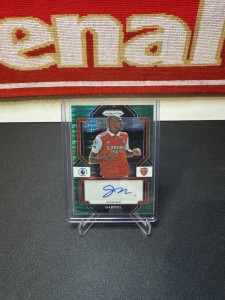 2022-23 Prizm Premier League Gabriel Arsenal Auto Green Pulsar for sale on Ebay