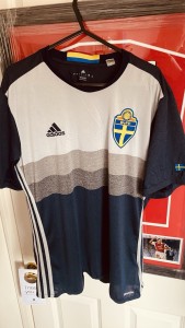 adidas Sweden National Team 2016/17 Football Shirt Size Large for sale on Ebay