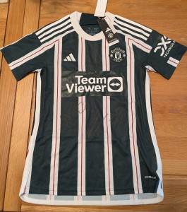 Manchester United, 4-6 Year Old Official Shirt. Signed By Ex-players for sale on Ebay