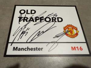 SQUAD SIGNED MANCHESTER UNITED STREET SIGN 2026 SHIRT 2 for sale on Ebay