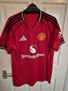 Manchester United 25/26 Home Shirt sz Med for sale on Ebay