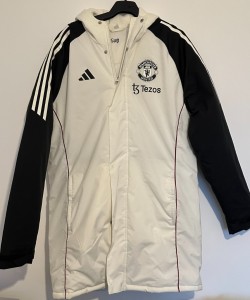 adidas Manchester United Player Issue Worn Bench Coat - Medium - White for sale on Ebay