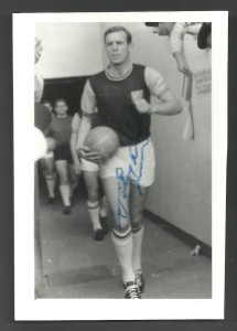 John Dick - WEST HAM UNITED - Signed 5 x 3 Photograph for sale on Ebay