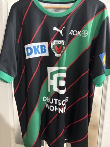 Puma Fúchse XXL Top for sale on Ebay