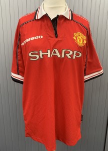 MANCHESTER UNITED Red home shirt 1998/99- Zip closure - Size XL for sale on Ebay