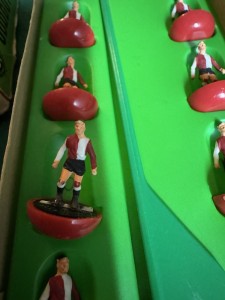 Subbuteo HW 85 QPR Away Football Team for sale on Ebay