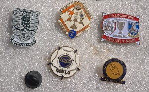 SHEFFIELD WEDNESDAY FC  BADGES 3 for sale on Ebay