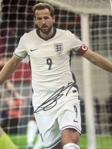 Signed 12x8 autograph photograph Harry Kane for sale on Ebay