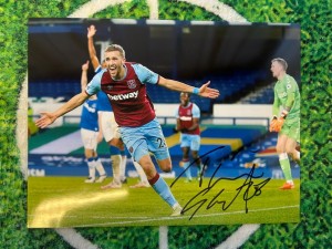 Tomas Soucek West Ham United Signed 8x6” Photo wCOA for sale on Ebay