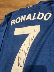 Cristiano Ronaldo Signed Rare Manchester United Shirt Beckett Witnessed COA for sale on Ebay