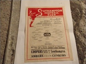 Southampton v Swansea Football Programme 19/1/1946 for sale on Ebay