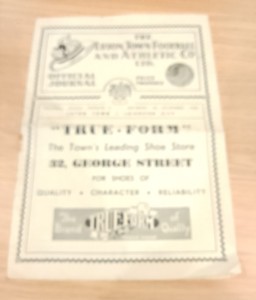 1950 Luton Town v Leicester City 4/11/50 for sale on Ebay