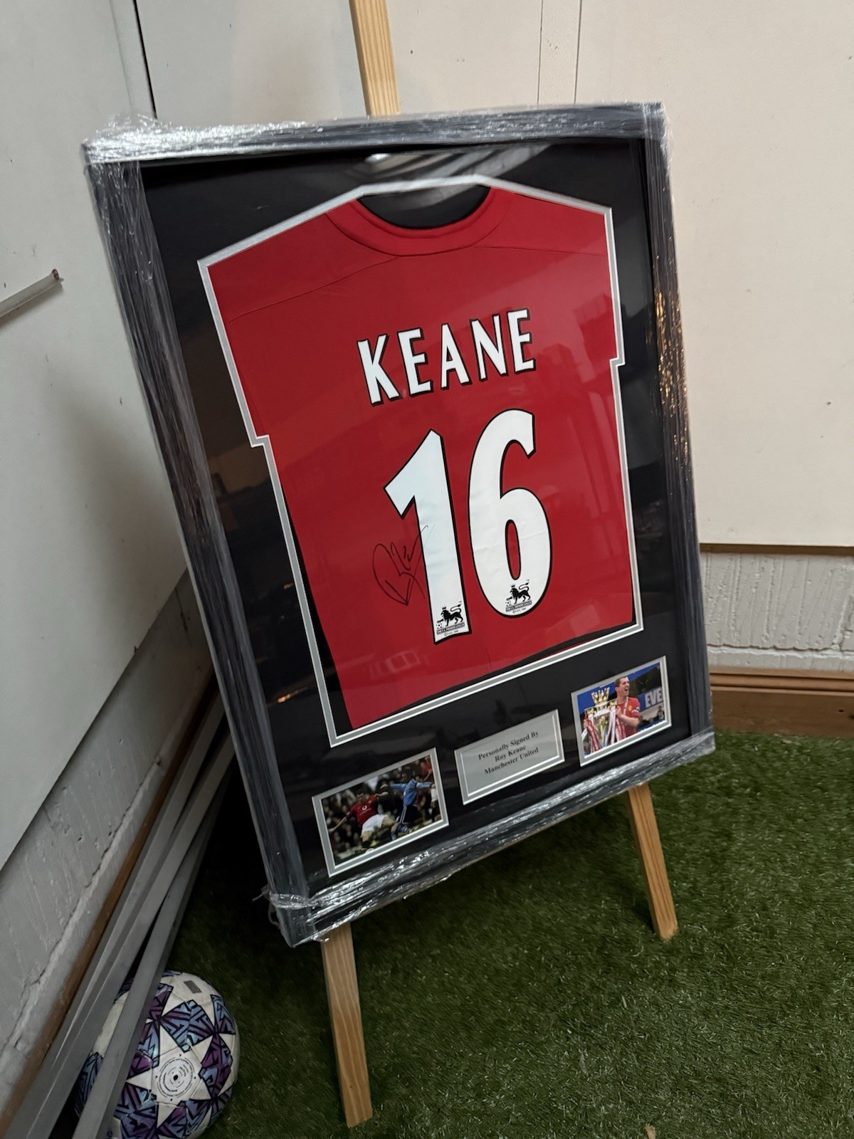 Hand Signed Roy Keane Framed Manchester United Shirt With COA for sale on Ebay