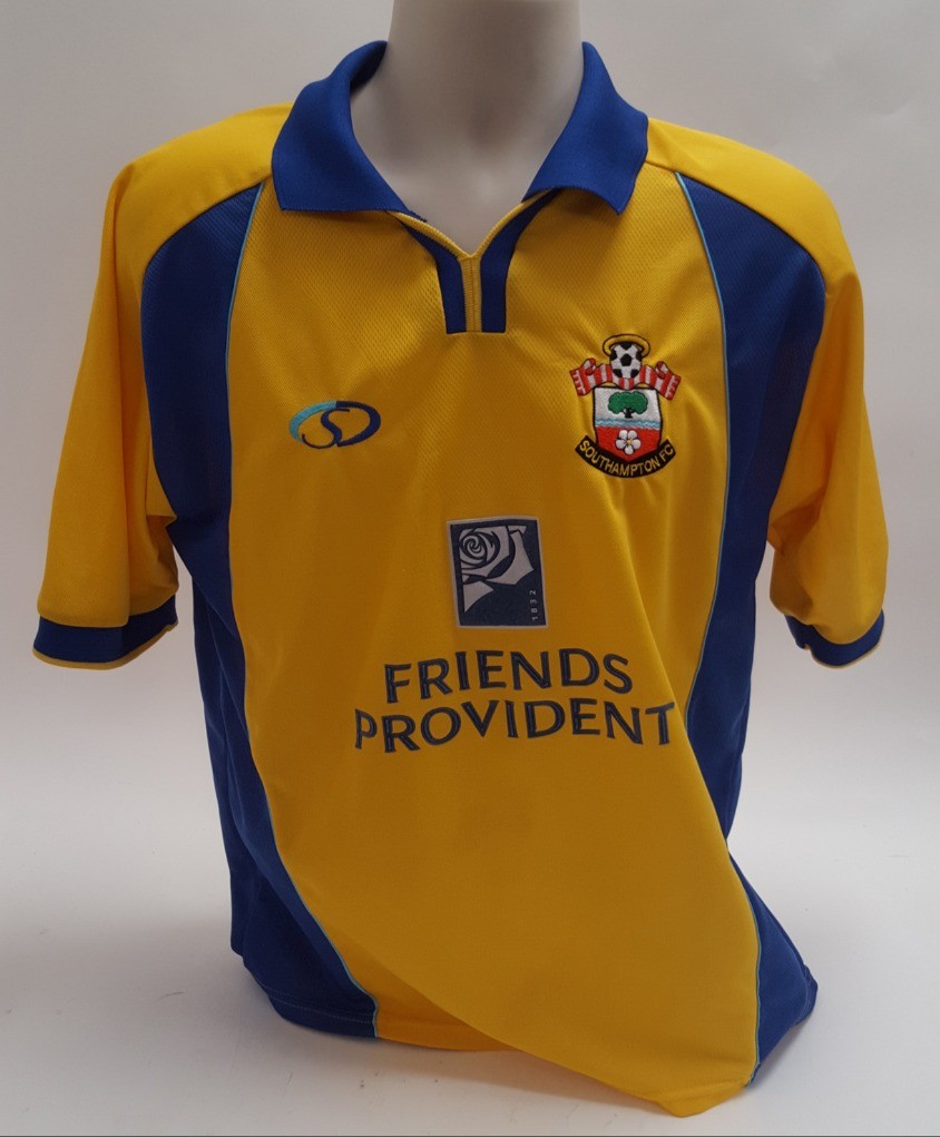 Southampton FC Away Shirt M Yellow Le Tissier 7 Saints Pre-Owned for sale on Ebay