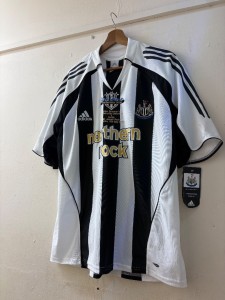 NEW Mens NEWCASTLE UNITED 2006 Shearer Football Shirt UK L - CG W12 for sale on Ebay