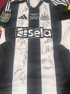 Newcastle United Squad Signed Carabao Cup Ltd Edition Home Shirt 2024/2025 wCOA for sale on Ebay