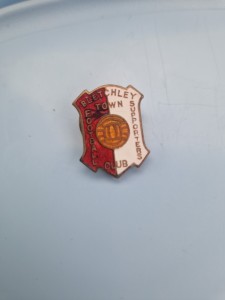 Bletchley Town Football Supporters Club Lapel Badge for sale on Ebay