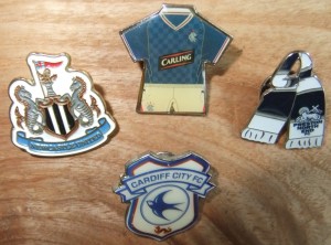 VINTAGE FOOTBALL BADGES JOBLOT - NEWCASTLE, RANGERS, PRESTON, CARDIFF - USED for sale on Ebay