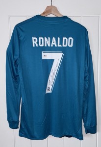 Cristiano Ronaldo Hand Signed Real Madrid Shirt – Size M (Beckett Authenticated) for sale on Ebay