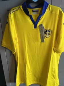 Leeds United 2015/2016 Away Shirt Size XL BNWT Authentic  for sale on Ebay