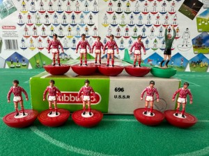 Subbuteo 63000 Lightweight (LW) Team - U.S.S.R (Reference: 696) for sale on Ebay