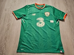 Mens New Balance Republic of Ireland Home football shirt 2017 - 2018 Size M for sale on Ebay